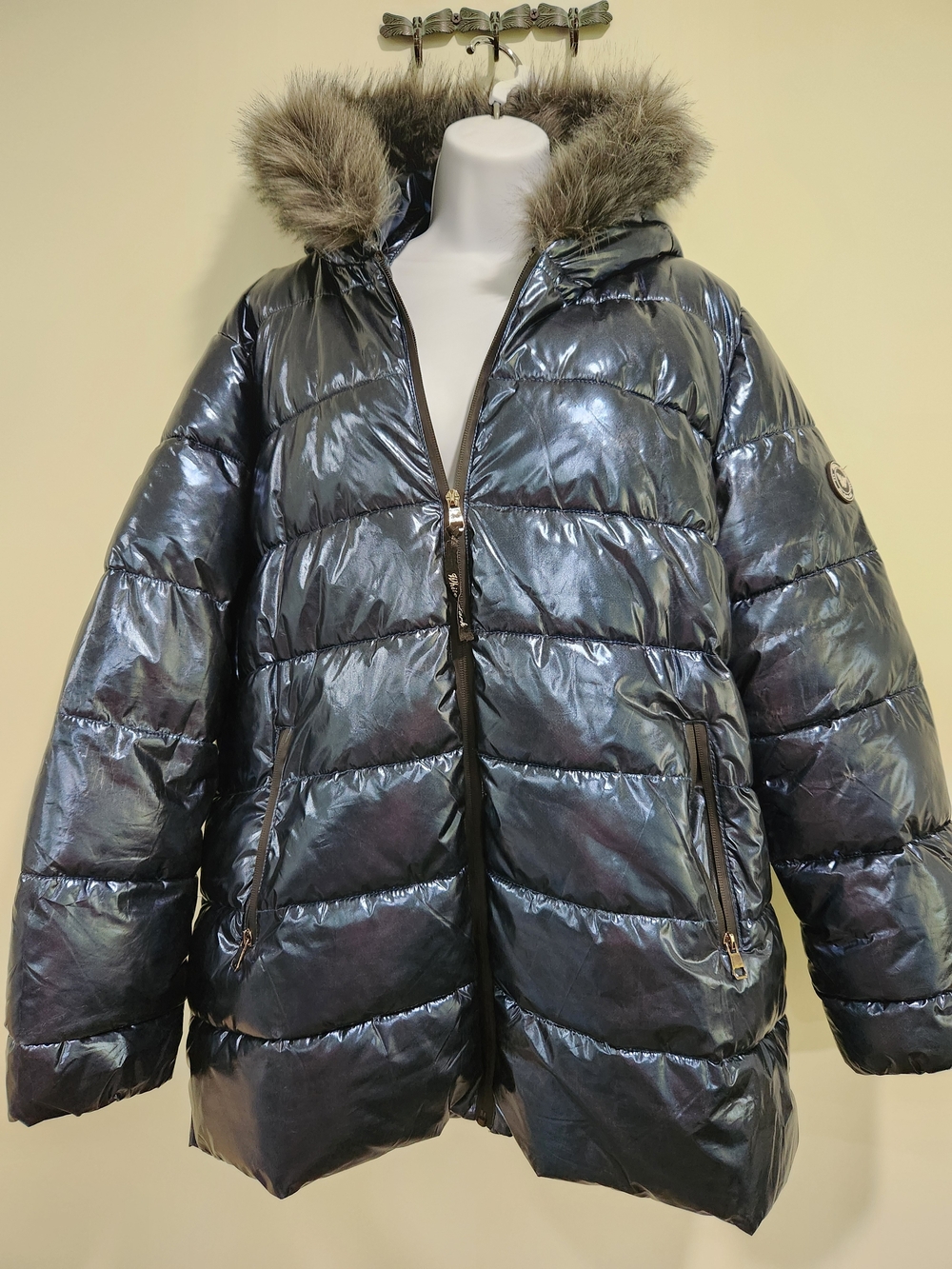 White Mark Iridescent Navy Metallic Puffer Jacket with Faux-Fur Hood